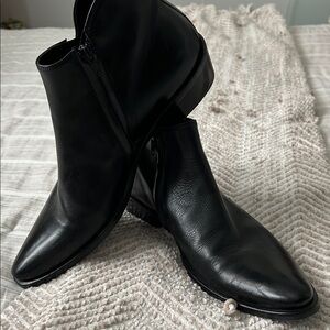 Luciano Ilari Classic Black Leather Men's Boots